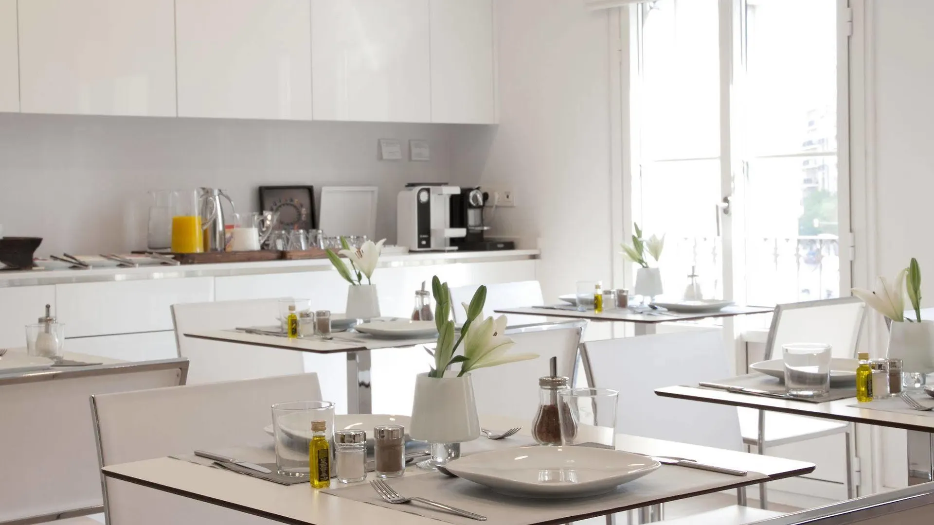 The 8 Boutique B&B Barcellona Bed & Breakfast